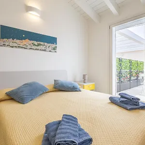 Bcolors Rooms, Selargius Is Corrias Pensión Pirri